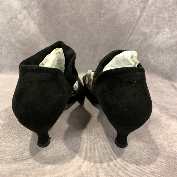 Coutgo Low Kitten Heel. Pointed Toe. Slip on. Ankle Strap Shoes NWOT! - Picture 4 of 4
